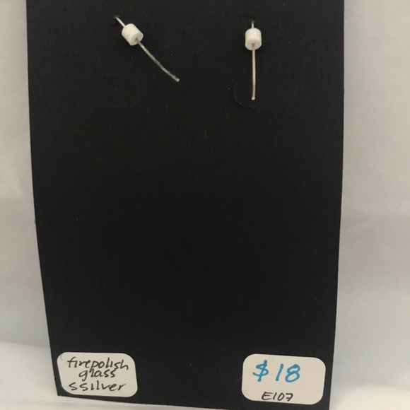 Artisan fire polish glass sterling earrings - Picture 2 of 5